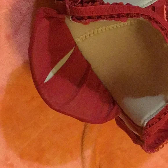 New Adore Me red 38C - Picture 6 of 7